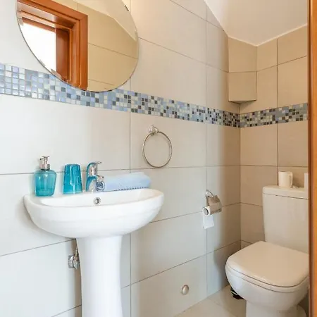 Faros Villa