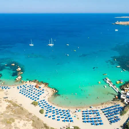 Faros Villa *